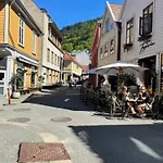 Harbor Hideaway - Apt1 Bergen